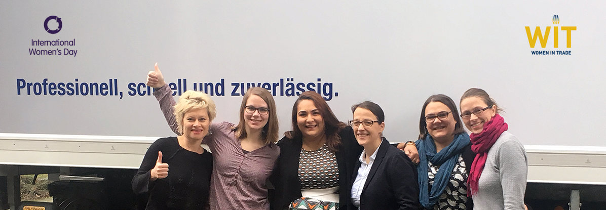 Gruppe von sechs Frauen "WIT Core Team Goes the extra mile for gender equality"